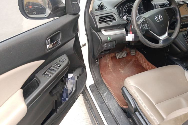 Used Honda CR-V 2015 2.0L two-wheel drive Fashion Edition Driver Seat