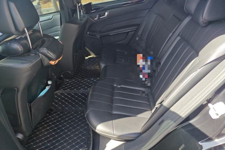 Used Mercedes-Benz E-Class 2015 E 260 L Sport & Fashion Model