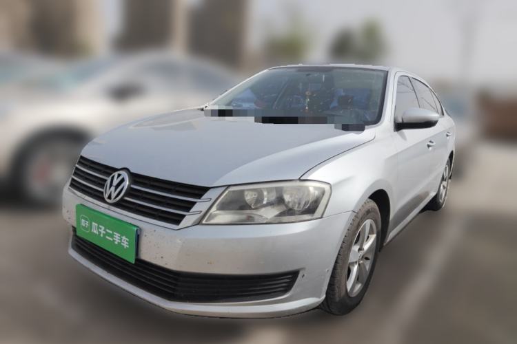 Used Volkswagen Lavida 2013 Revised Classic 1.6L Automatic Fashion Edition