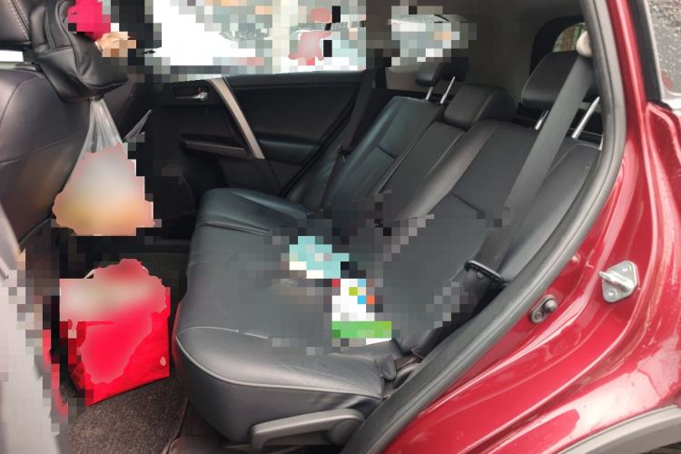 Used Toyota RAV4 2016 2.0L CVT 4x4 New Edition China V Standard Left Rear Seat