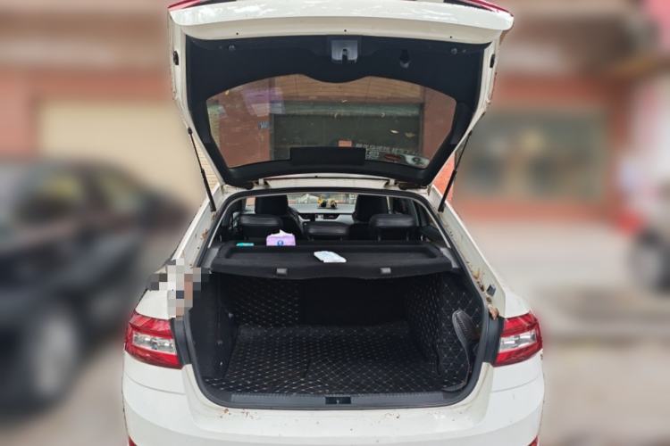 Used Skoda Octavia 2018 1.6L Automatic Comfort Edition Trunk