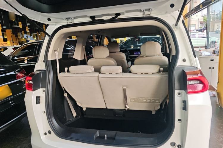 Used GAC Trumpchi M6 2021 270T DCT Elite Edition (7-seater) Trunk