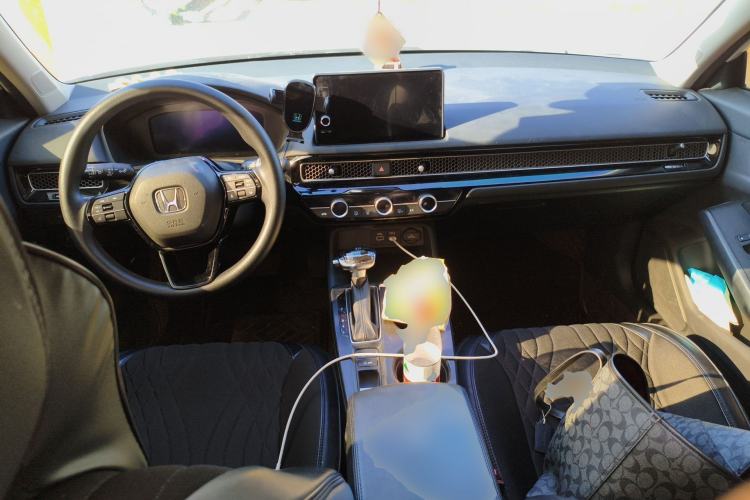 Used Honda Integra 2023 240TURBO CVT Tech Edition Center Console