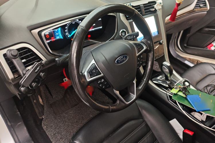 Used Ford Mondeo 2013 2.0L GTDi 200 Luxury Model