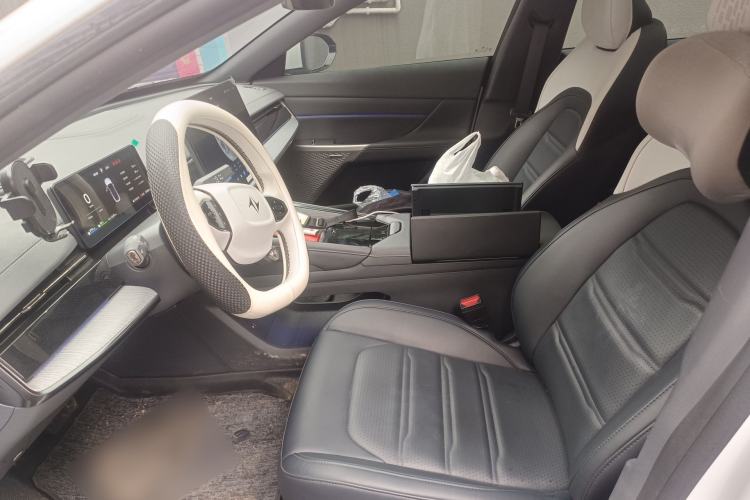 Used Dongfeng eπ eπ007 2024 Range-Extended 200 RuYi Edition
