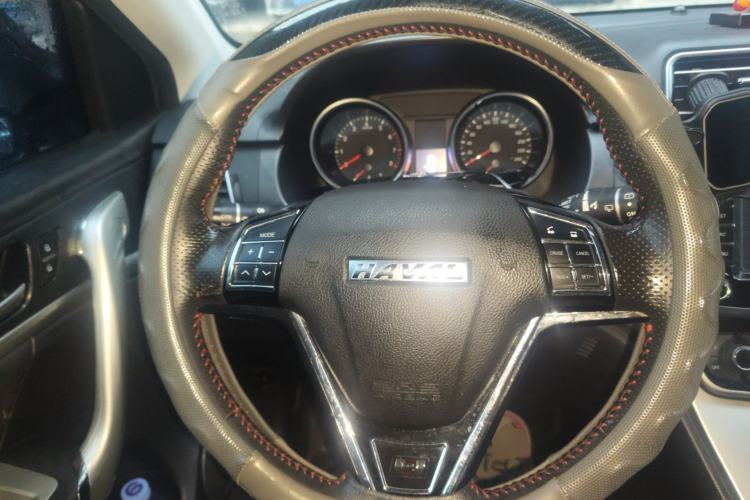 Used Haval H6 2015 Sport Edition 1.5T Automatic Two-Wheel Drive Luxury Model