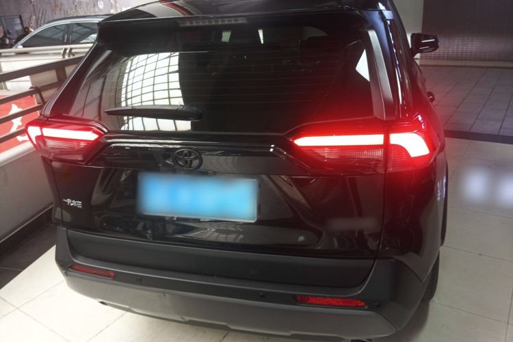 Used Toyota RAV4 2020 2.0L CVT Two-Wheel Drive Fashion PLUS Edition