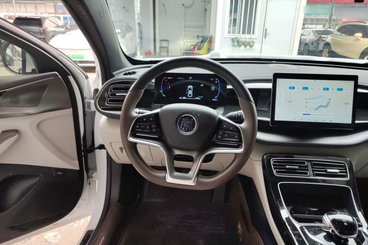 Used BYD Qin PLUS 2024 Honor Edition EV 510KM Beyond Model
