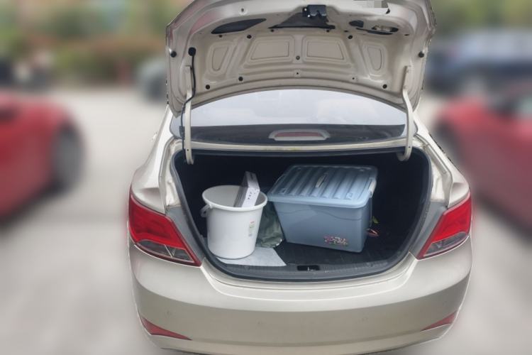 Used Hyundai Verna (older generation) 2014 1.4L Automatic Smart GLS Trunk