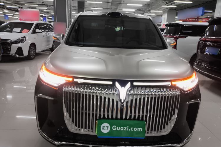 Used VOYAH Dream 2025 PHEV Four-Wheel Drive Prestige Qiankun Edition