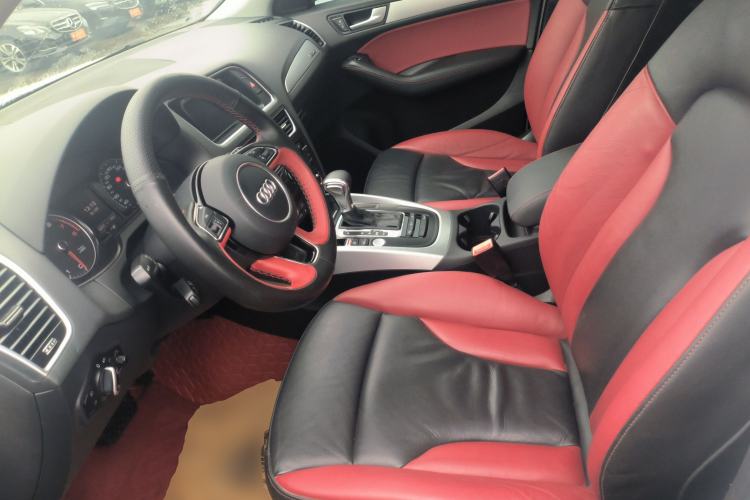 Used Audi Q5 2017 Plus 40 TFSI Technology Model
