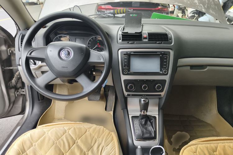 Used Skoda Octavia 2014 1.6L Automatic Yijie Edition
