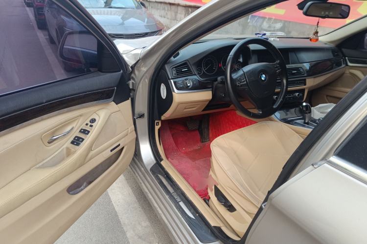 Used BMW 5 Series 2012 523Li Luxury Model
