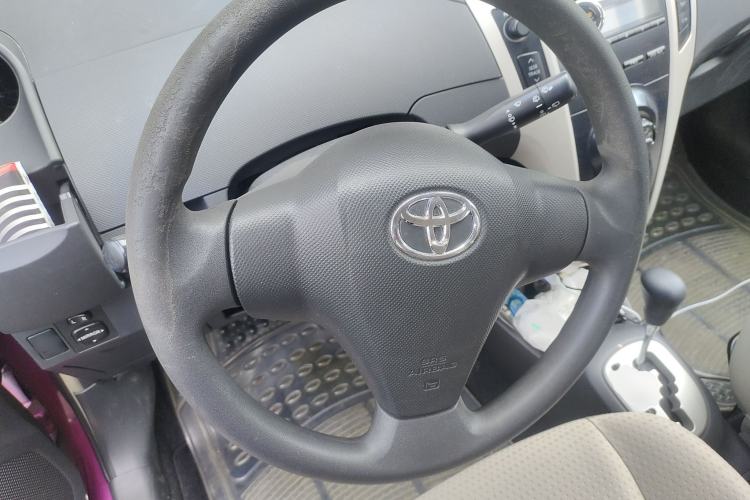 Used Toyota Yaris 2011 1.6E Automatic Charm Edition
