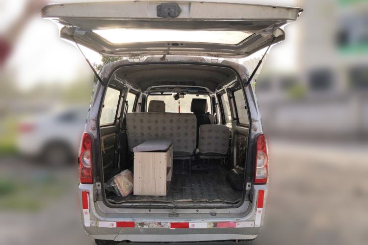 Used Wuling Rongguang 2011 1.2L Base Version Trunk