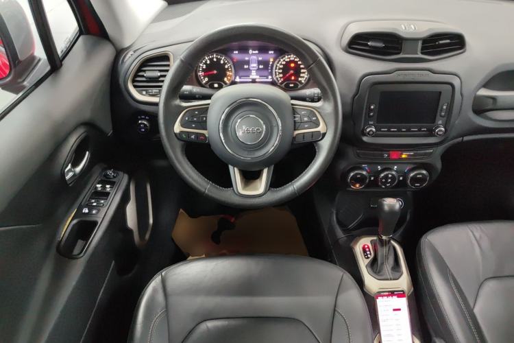 Used Jeep Renegade 2017 180T Automatic Smart Version