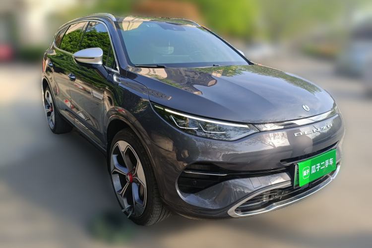 Used Denza X 2020 PHEV Flagship Edition Front Right 45 Deg