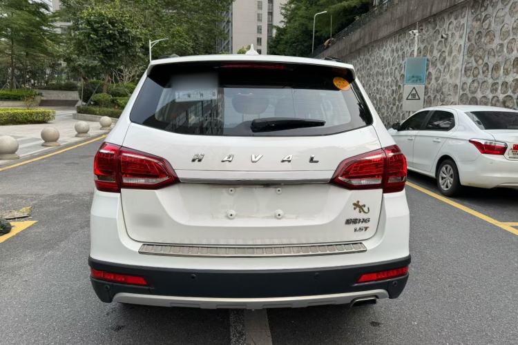 Used Haval H6 2013 Sports Edition 1.5T Manual Two-Wheel Drive Elite Model Exterior 5