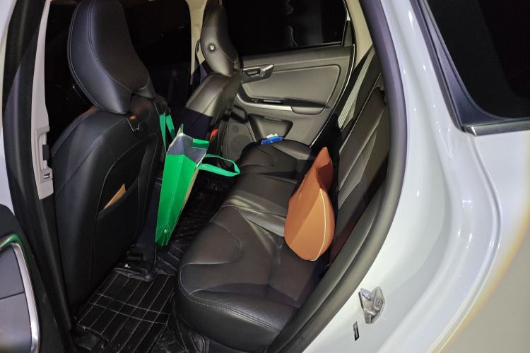 Used Volvo XC60 2017 T5 Smart Upgrade Edition