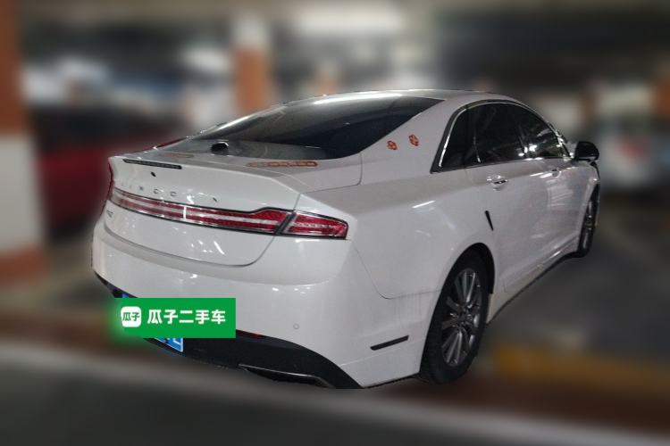 Used Lincoln MKZ 2018 2.0T Premium Edition Rear Right 45 Deg