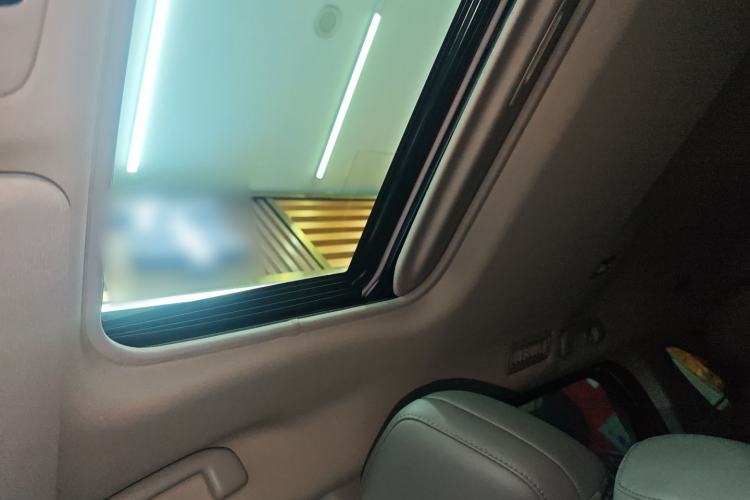 Used Toyota Granvia 2024 2.5L Hybrid Comfort Edition Headliner