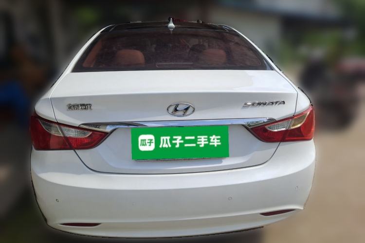Used Hyundai Sonata 2011 2.0L Automatic Top-Grade Version