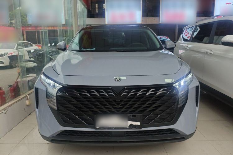 Used Venucia V 2021 260T Idol Edition