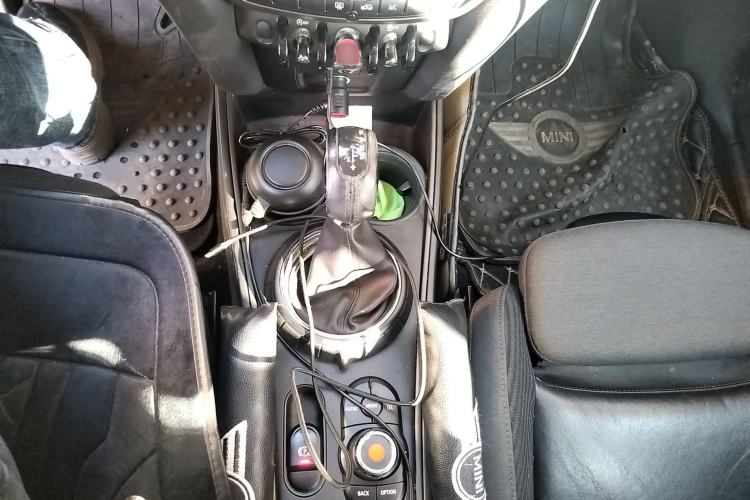 Used MINI Countryman 2017 1.5T COOPER ALL4 Gear Lever