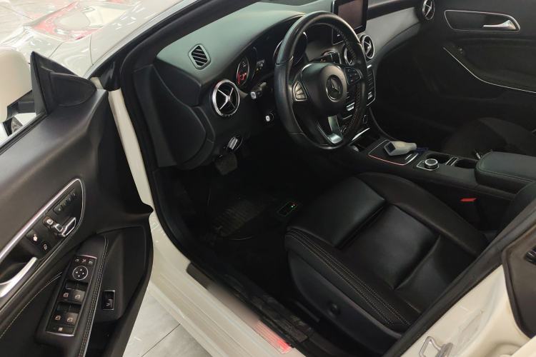 Used Mercedes-Benz CLA 2017 CLA 200 Style Edition Driver Seat