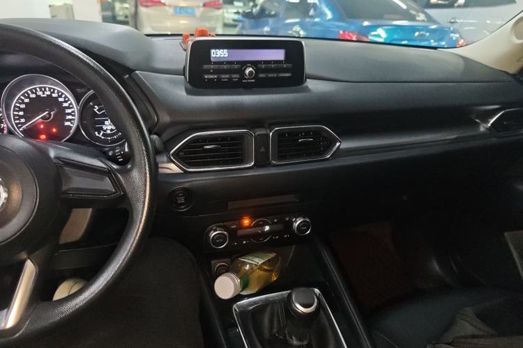 Used Mazda CX-5 2017 2.0L Manual Two-Wheel Drive Comfort Version China V Standard
