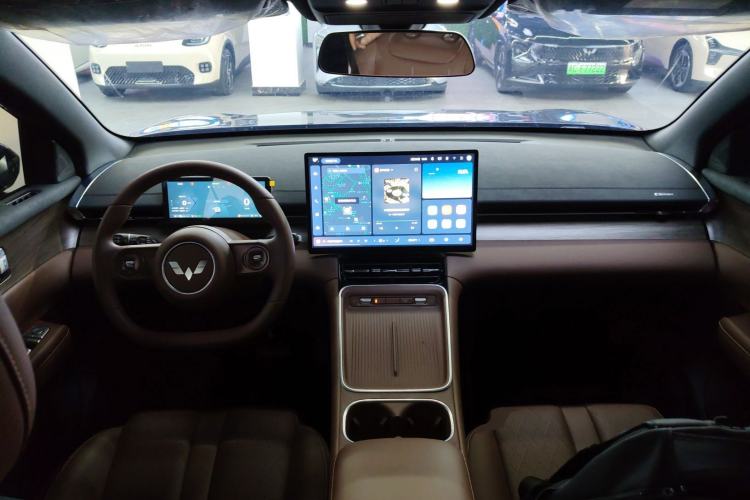 Used Wuling Xingguang S 2024 130km Flagship Version Center Console