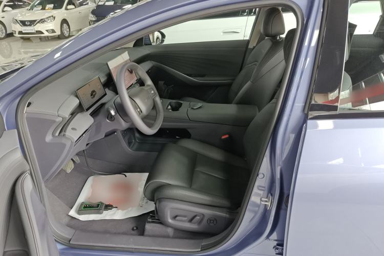 Used Nissan N6 2026 Model 180 Max Driver Seat