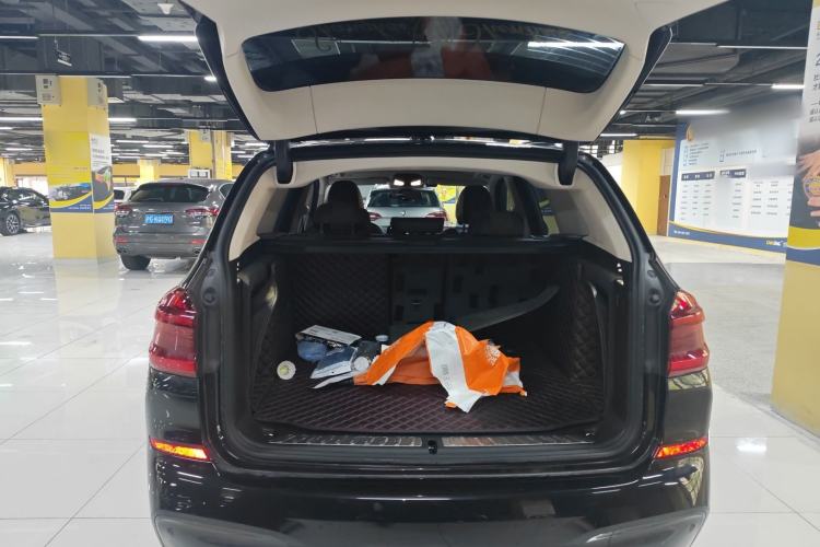 Used BMW X3 2020 xDrive30i Luxury Model with M Sport Package Trunk