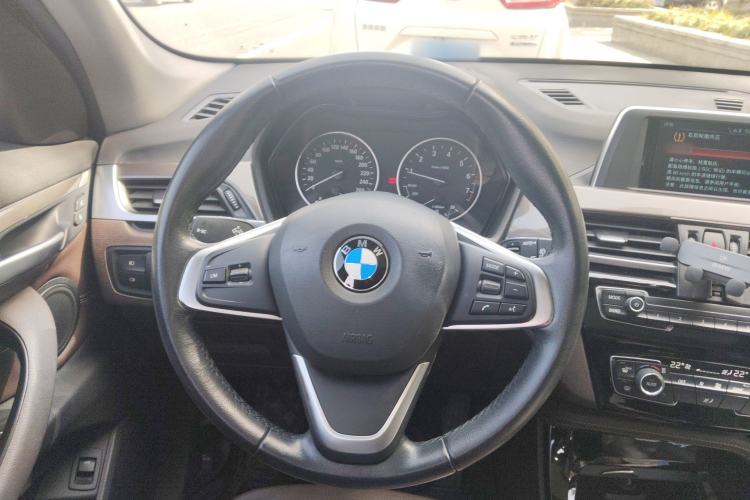 Used BMW X1 2018 sDrive18Li Luxury Model
