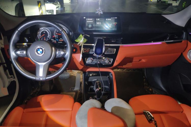 Used BMW X2 2022 sDrive25i M Sport Package Center Console