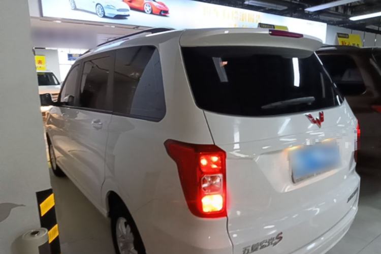Used Wuling Hongguang 2018 1.5L S Comfort Model L2B
