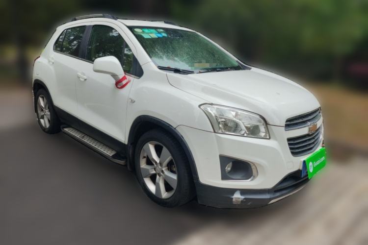 Used Chevrolet Trax 2016 1.4T Automatic Two-Wheel Drive Luxury Version Front Right 45 Deg