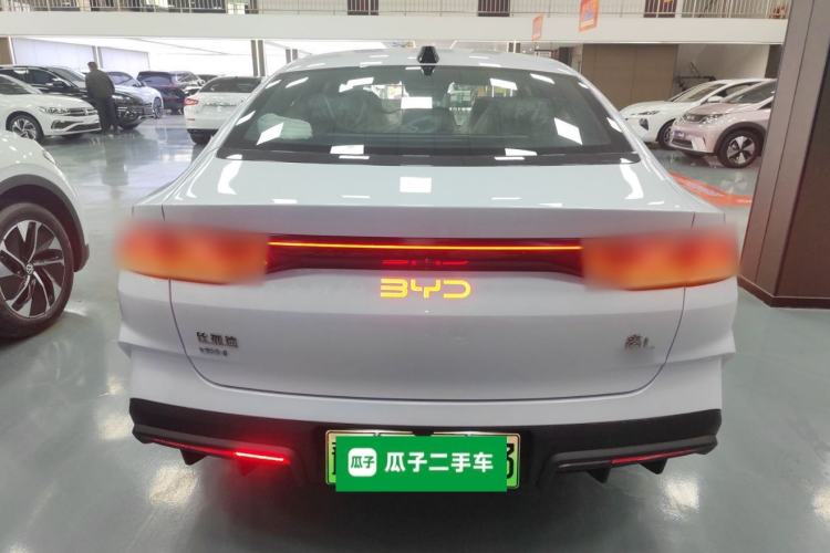 Used BYD Qin L 2025 DM-i Smart Drive 80KM Leading Model