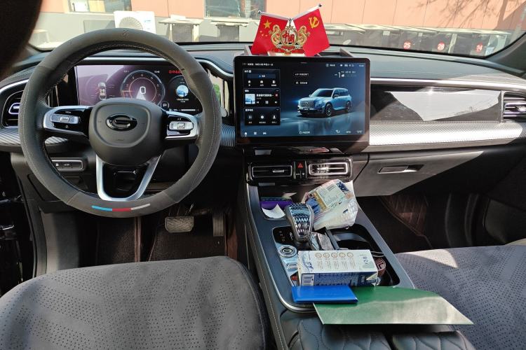 Used GAC Trumpchi GS8 2025 Linghang Series 2.0 TGDI Two-Wheel-Drive Luxury Edition 5 Seats
