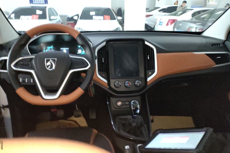 Used Baojun 530 2021 Global Car Anniversary Edition 1.5T Manual Comfort Model 5 Seats