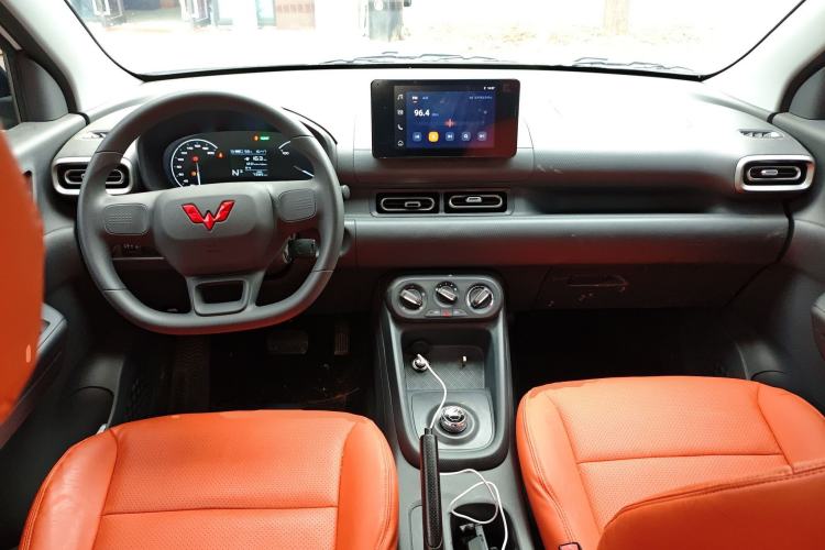 Used Wuling Hongguang New Energy 2024 All-Electric Model 300KM Standard Version