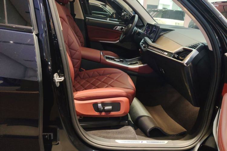 Used BMW X5 2023 xDrive 30Li Luxury M Sport Night Edition Package