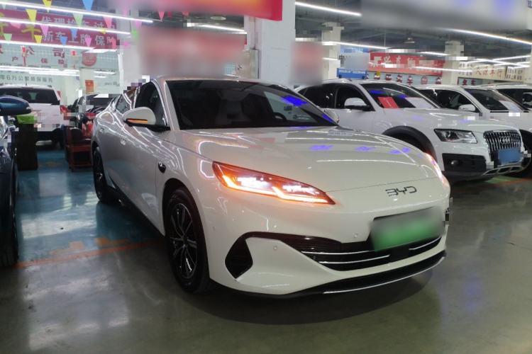 Used BYD Seal 06 New Energy 2025 DM-i Smart Drive 120KM Prestige Model Front Right 45 Deg