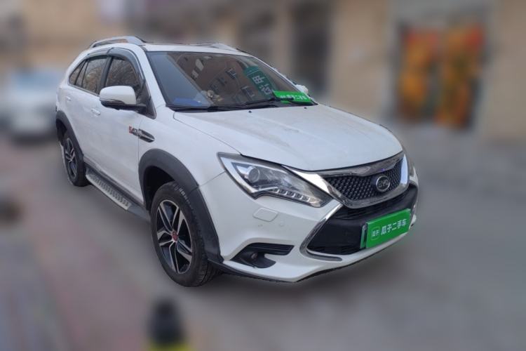Used BYD Tang New Energy 2015 2.0T Four-Wheel-Drive Flagship Model
