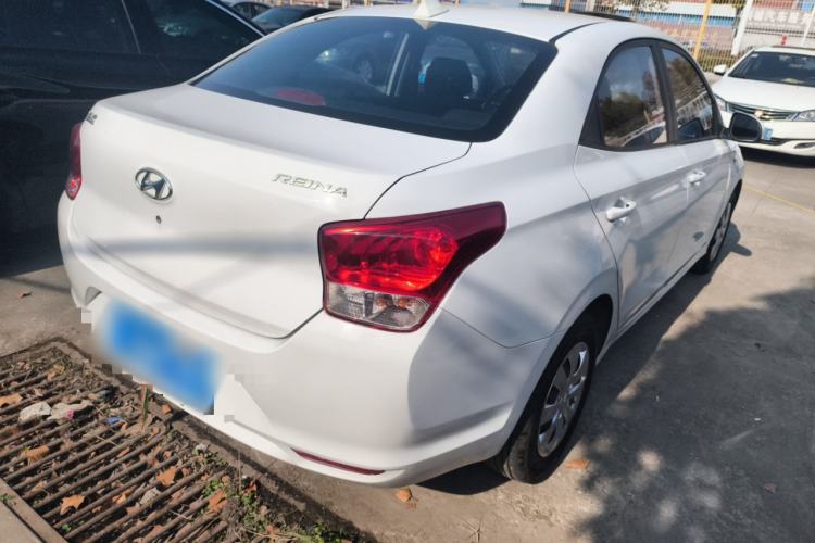 Used Hyundai Verna (older generation) 2017 1.4L Manual Refreshed Version China VI Standard