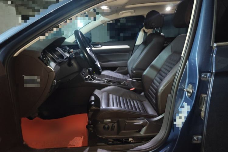 Used Volkswagen Variant 2016 380TSI Two-Wheel-Drive Style Edition Left Front Seat