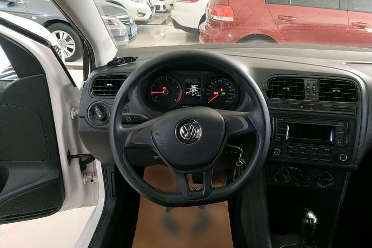 Used Volkswagen Polo 2016 1.4L Automatic Trendy Model
