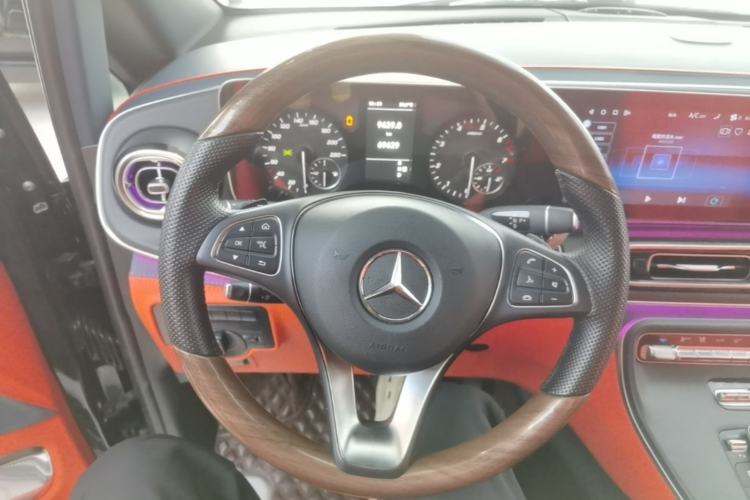 Used Mercedes-Benz Vito 2021 2.0T Business Version 7 Seats Steering Wheel