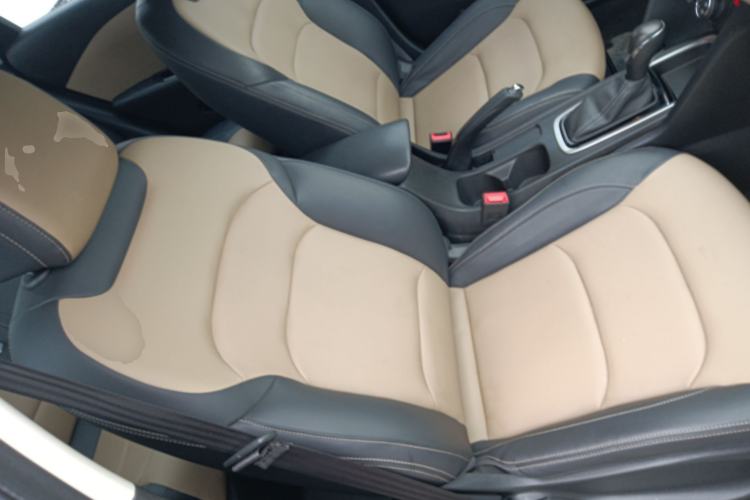 Used Chevrolet Monza 2022 320 Automatic Enjoyment Edition Right Front Seat