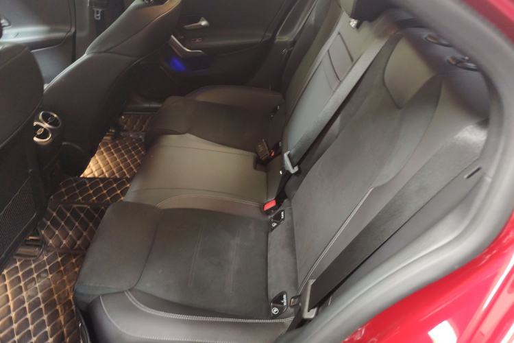 Used Mercedes-Benz A-Class 2022 Revised Version A 200 L Sport Sedan Fashionable Style
